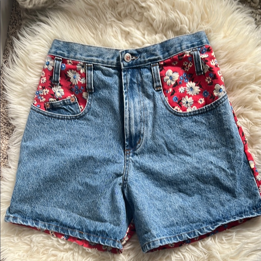 Vintage Floral Denim Women's Shorts